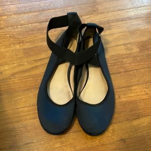 Navy Mossimo flats